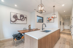 1911 1/2 8th Street NW