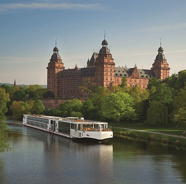 Longships_Idun_Schloss_Johannisburg_Aschaffenburg_Vert_P1090845_edited.jpg