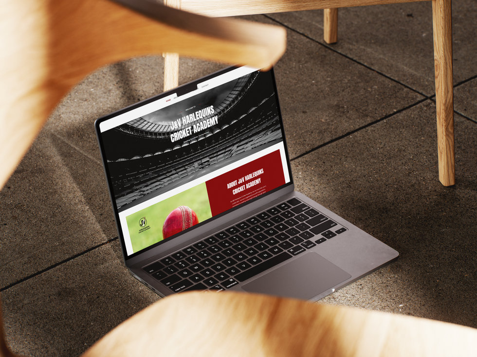 Free_Mac_Book_Mockup_3