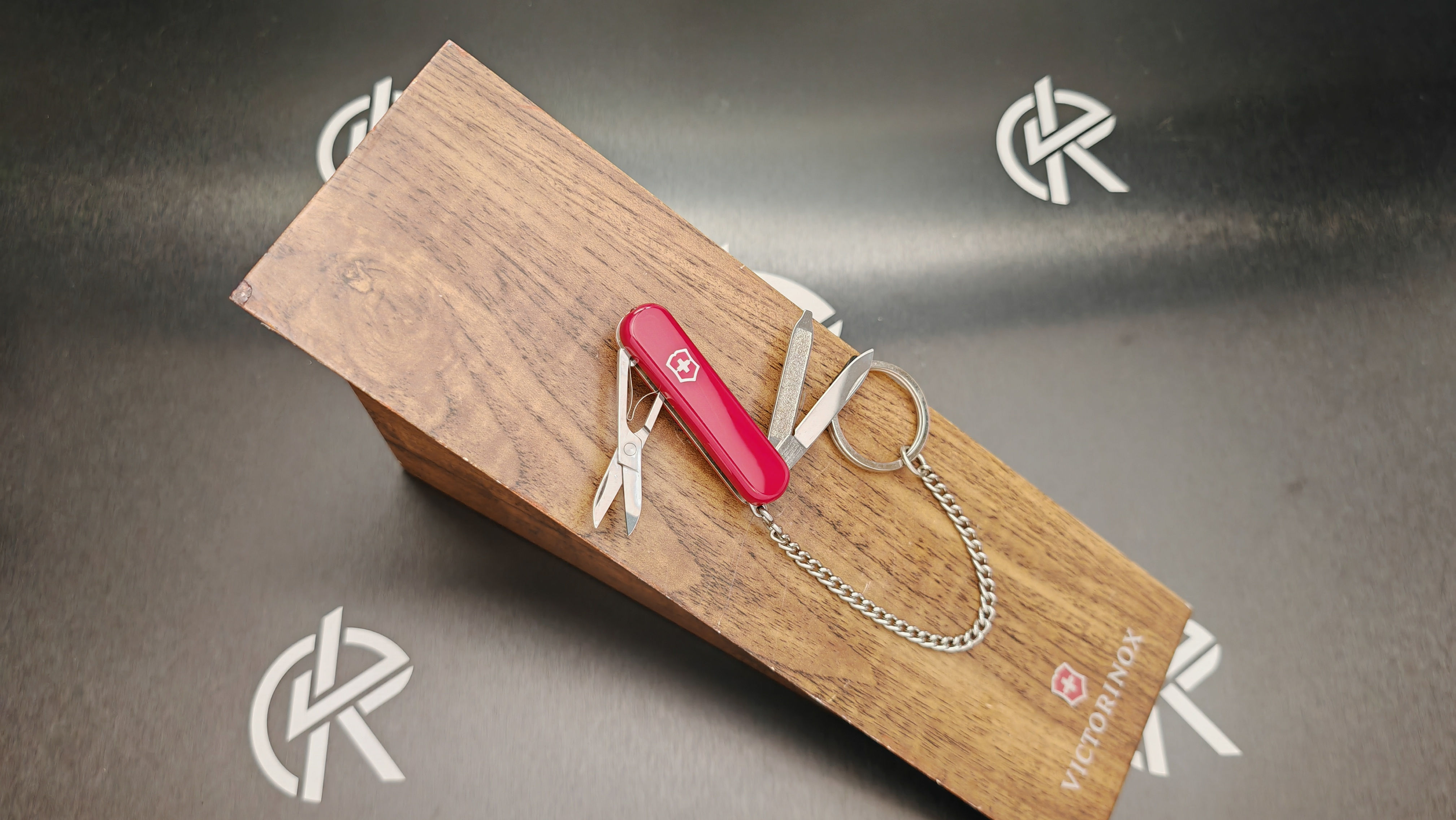 Victorinox Swiss Lite 58mm Edición Especial Marlboro