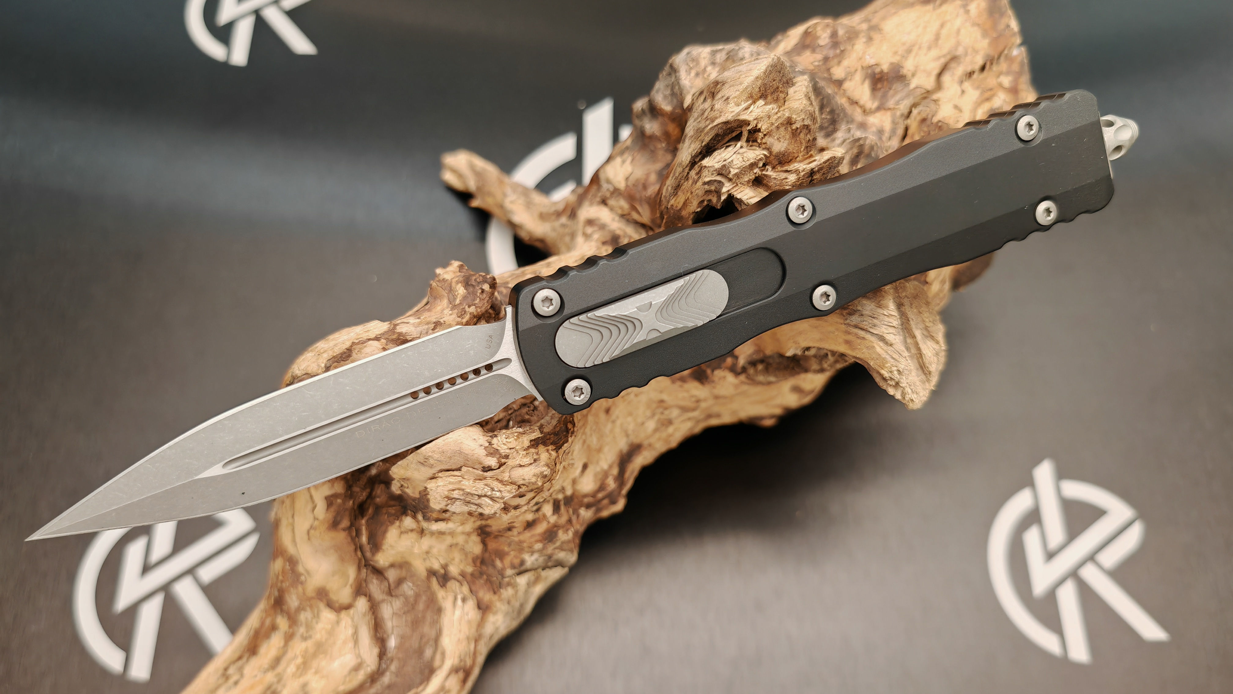 Microtech Dirac Delta Negra D/E OTF 227-10 AP