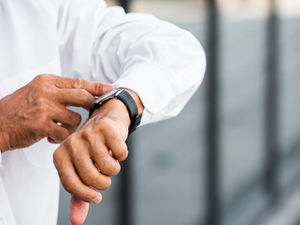 Touch ID May Be Coming to Apple Watch by 2026