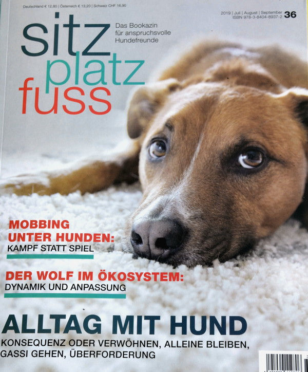 Hundezeitschrift mit Artikel über "Menschen für Wölfe"