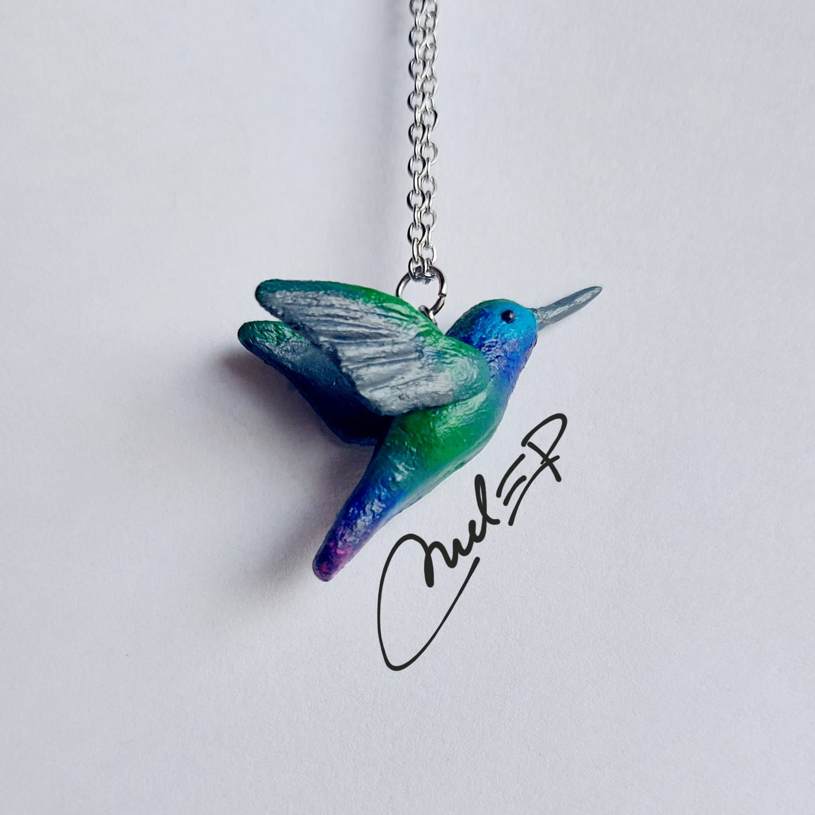 Dije de colibrí
