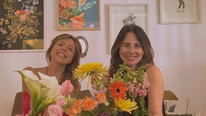 No dia 05 de setembro, sábado, das 9h30 às 12h30, na Casa Horto, te convido para três horas só suas no Eu, Flor: uma experiência imersiva de autoconhecimento com arranjos florais guiada pelas irmãs Fabiana Pomposelli e Helen Pomposelli.