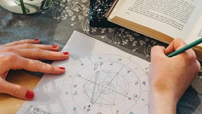 Agosto pode abrir oportunidades profissionais para Áries e Câncer, enquanto Virgem, Escorpião e Peixes encontram um cenário menos definido para novas vagas, segundo Giatho Profeta (@giathooficial no Instagram), astrólogo, tarólogo e clarividente. 