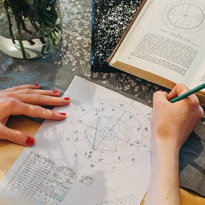 Agosto pode abrir oportunidades profissionais para Áries e Câncer, enquanto Virgem, Escorpião e Peixes encontram um cenário menos definido para novas vagas, segundo Giatho Profeta (@giathooficial no Instagram), astrólogo, tarólogo e clarividente. 