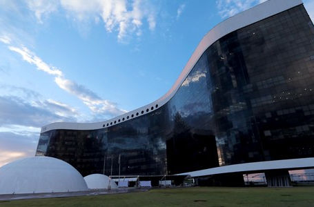 TSE inicia segundo semestre com pauta decisiva sobre propaganda antecipada, prestações de contas e AIJEs