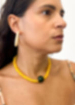 uso colar multiforma ateliah feita para colorir