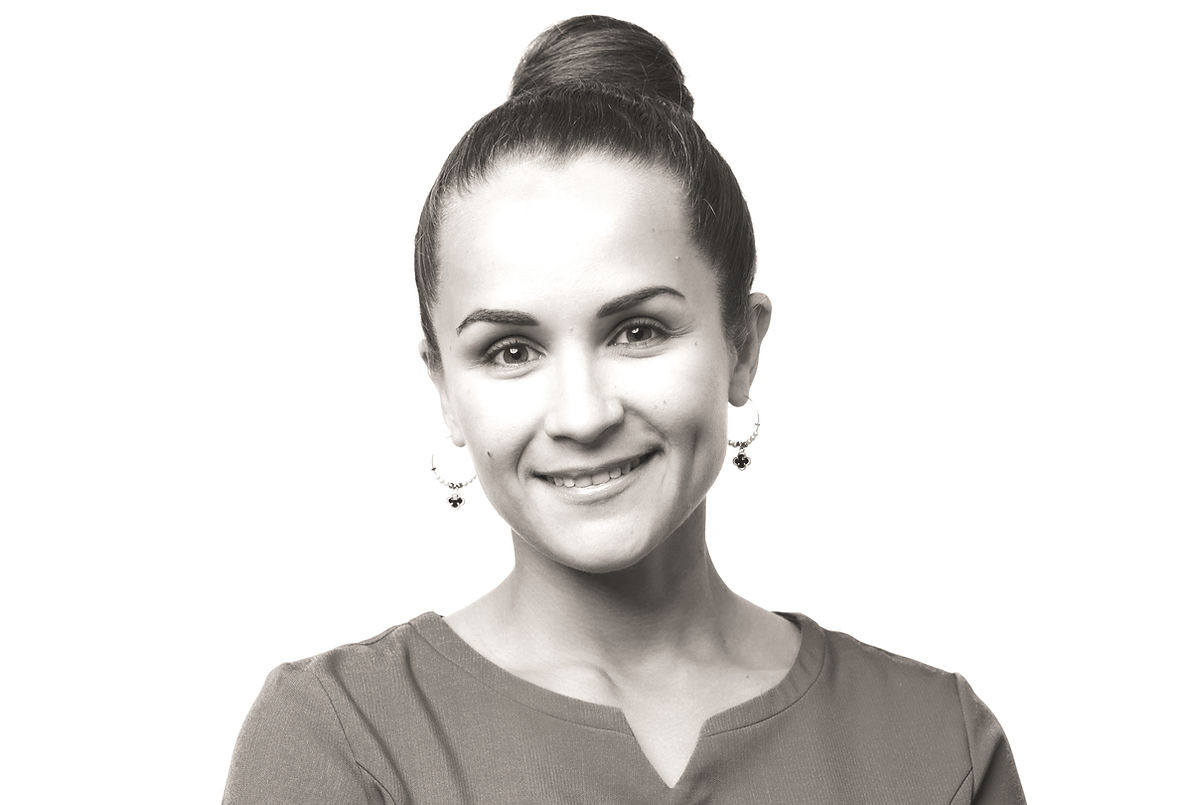 Nicole Gow Headshot