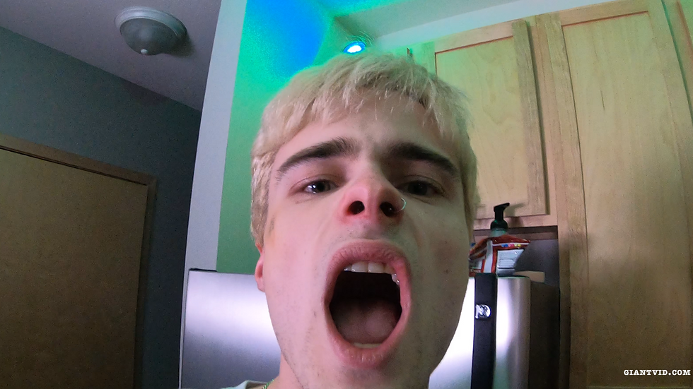 Thumbnail: Carter - Attack of the Clones