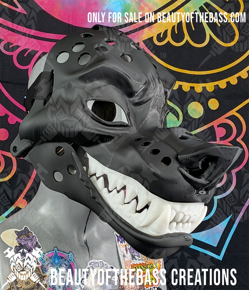 Thumbnail: Smiling werewolf | Without jaw set