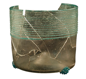 Glass tumbler