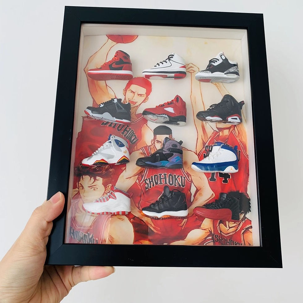 サムネイル： Special Edition Background 3D Sneaker Photo Frame with Mini Sneakers
