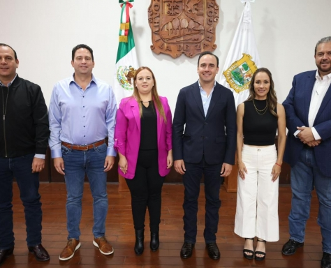 Vamos a trabajar en equipo con las próximas alcaldesas y alcaldes de Coahuila: Manolo
