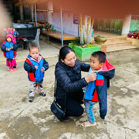 1200 warm jackets for Hmong children in Yen Bai, Yen Lap, Phu Tho