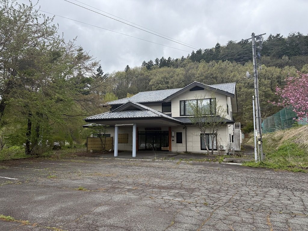 Hanasaku mountain retreat near Ogna Hotaka — PE-0058