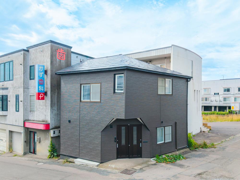THE EXSTRA — Otaru ski & city base — PE-0068