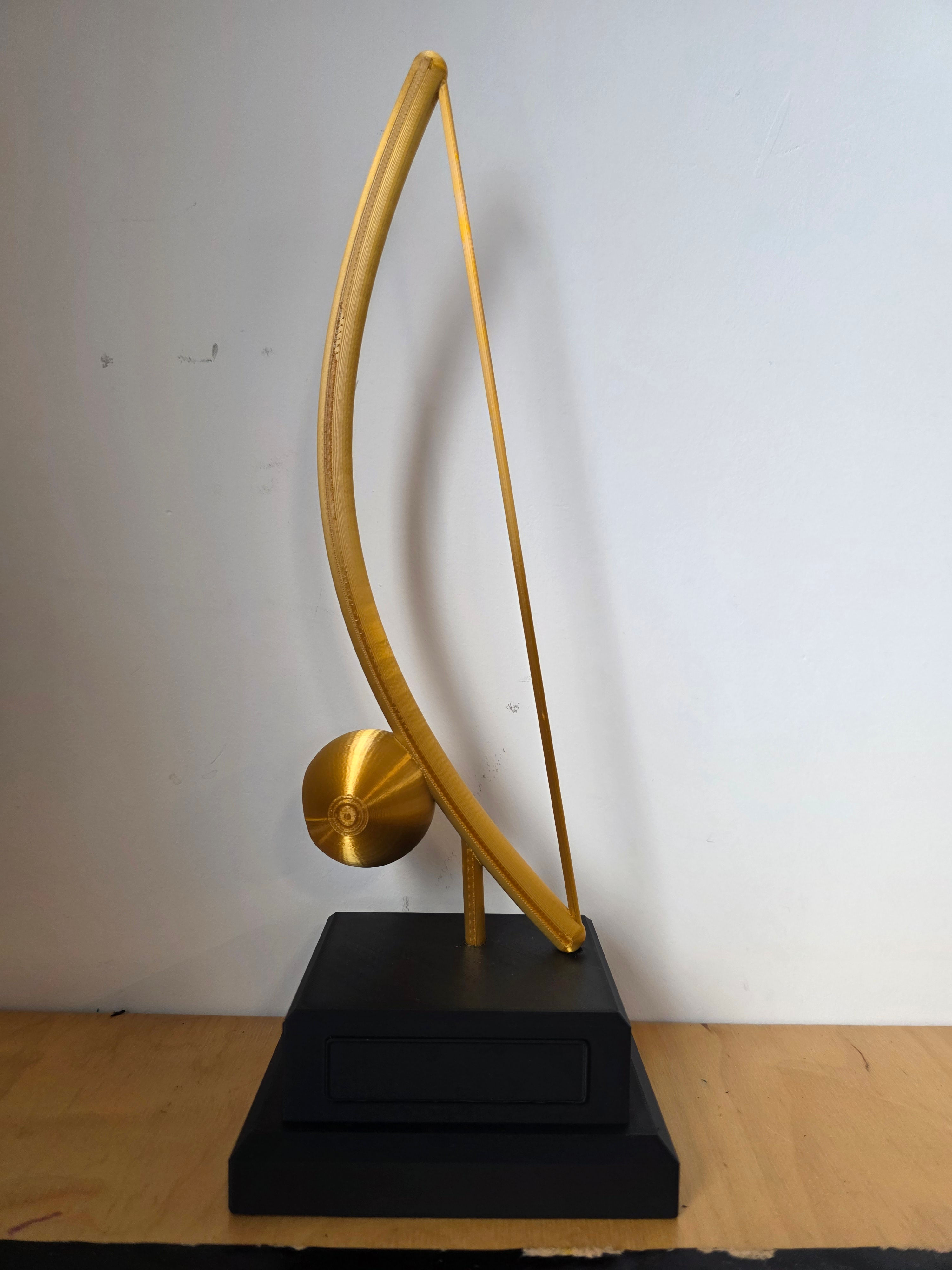 פסל ברימבאו ענק