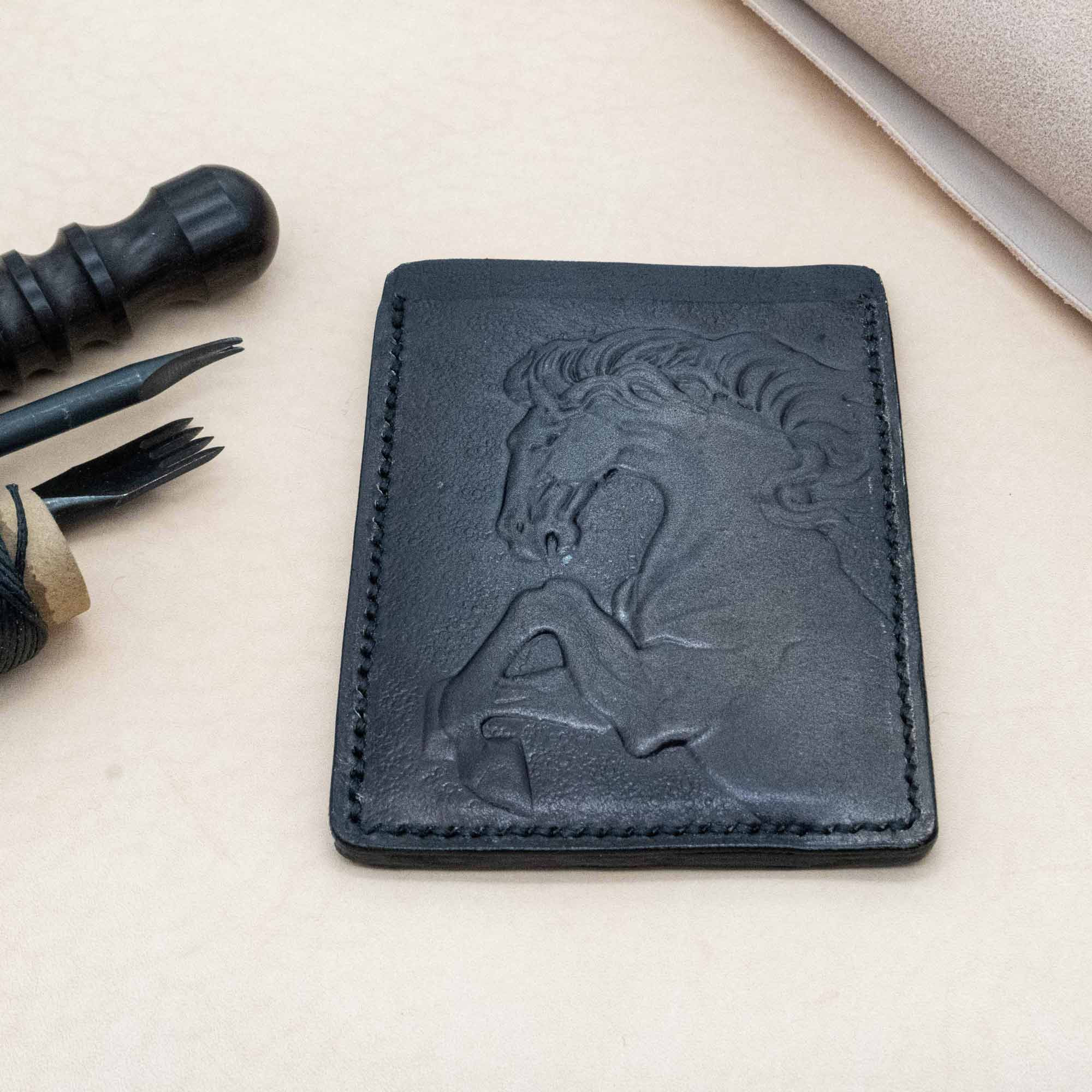 Handcrafted Premium Tuscan Leather Card Holder – Horse relief Leather Walle