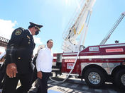 ENTREGA MAURICIO VILA EQUIPAMIENTO Y 5 UNIDADES A BOMBEROS.