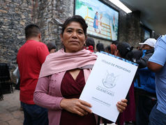 Otorga Gobierno de Querétaro certeza jurídica a familias de municipios serranos.
