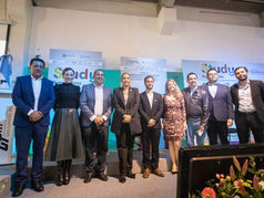PRESIDENTE MUNICIPAL ACUDE A FIRMA DE MEMORÁNDUM PARA MOVILIDAD ESTUDIANTIL INTERNACIONAL EN UTSJR.