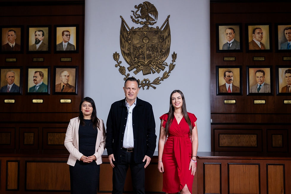 El gobernador, Mauricio Kuri González, se reunió con la presidenta y la directora de la Asociación Civil “Seres Libres”.