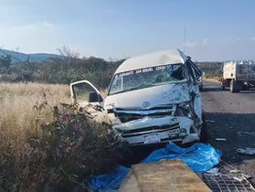 FUERTE ACCIDENTE EN CARRETERA ESTATAL 300 DEJA TRES LESIONADOS.