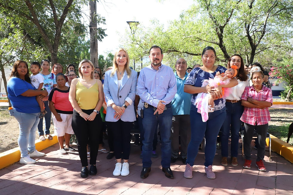 “Recibimos con alegría este lactario, teniendo como prioridad garantizar el derecho de las niñas y niños a una nutrición adecuada que le permita su máximo desarrollo físico y mental durante la primera infancia, y a las mujeres a contar con un espacio digno, privado, accesible y condiciones sanitarias idóneas en donde pueda amamantar, extraer y conservar la leche materna. En nombre del pueblo de Abasolo, reciban nuestro más sincero agradecimiento por traer este beneficio al alcance de nuestra gente, ¡enhorabuena y muchas gracias!”, expresó Cantú Montes.