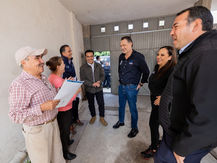 Querétaro entrega títulos de propiedad y da certeza jurídica a familias de San Juan del Río.