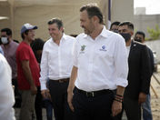 SUPERVISA GOBERNADOR OBRAS DE MEJORAMIENTO URBANO EN LA COLONIA REFORMA AGRARIA.