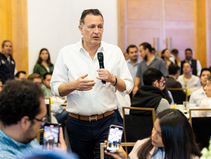 RECONOCE MAURICIO KURI A LAS Y LOS JÓVENES COMO AGENTES DE CAMBIO.