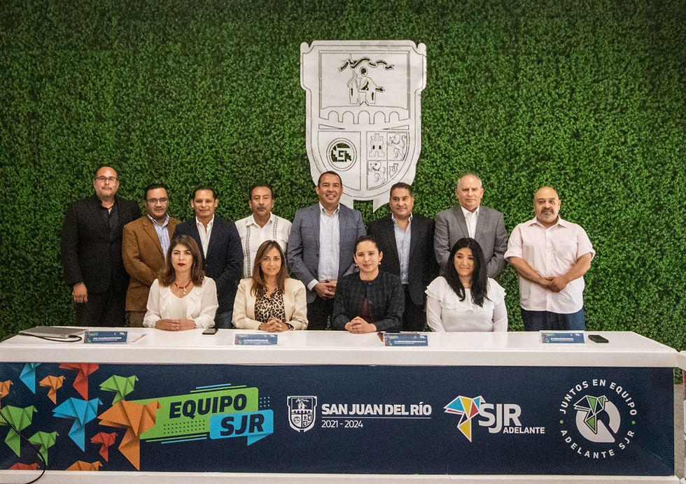 Luego de precisar que la mejora regulatoria es una herramienta que permite impulsar acciones que beneficien a la población, Marisol Prieto reconoció la dinámica de trabajo que, en la materia, tiene la Comisión Municipal de Mejora Regulatoria. Agregó que el municipio se encuentra en la primera fase de la implementación de la política de mejora regulatoria, por lo que invitó a las autoridades sanjuanenses a participar en un evento sobre el tema que se llevará a cabo en la Ciudad de México y donde se establecerán líneas de trabajo entre los tres niveles de gobierno.