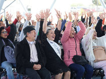 FESTEJA SEDIF LA NAVIDAD CON LOS ADULTOS MAYORES DE SAN JUAN DEL RÍO.
