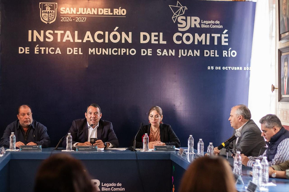 Con el objetivo de dar cumplimiento a los lineamientos del Sistema Nacional Anticorrupción, el Municipio de San Juan del Río, instauró el Comité de Ética, que será encargado de la capacitación, difusión y promoción de los valores, principios y obligaciones éticas de las personas servidoras públicas. Dicho Comité estará conformado por el presidente municipal de San Juan del Río, Roberto Cabrera Valencia; los titulares de la Secretarías Particular, Miguel Ángel Subías Constandce; Ayuntamiento, Oscar Alcántara Peña; Gobierno, Abel Espinoza Suárez; Finanzas, Fernando Damián Oceguera; Seguridad Pública Municipal, Orlando Chávez Landaverde; Desarrollo Agropecuario, Adrián Miranda Bárcenas.
