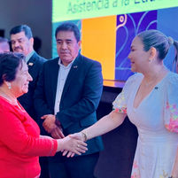 USEBEQ premia el esfuerzo de quienes sostienen las aulas en Querétaro.