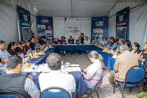Autoridades de San Juan del Río encabezan jornada de trabajo y cercanía en Loma Linda.