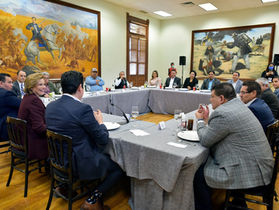 Gobernadora y alcaldes hacen equipo en beneficio de los chihuahuenses.