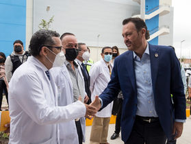 COMO PARTE DEL COMPROMISO DEL GOBERNADOR CON LA SOCIEDAD PONE EN MARCHA CLÍNICA POST-COVID.