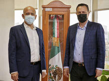 Se reúne Mauricio Kuri con Director de INSABI.