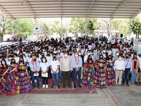 SIGNAN CONVENIO DE COLABORACIÓN COBACH Y AYUNTAMIENTO DE TUXTLA GUTIÉRREZ.
