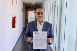 Buscan obligar a estacionamientos de Querétaro a aceptar tarjetas de crédito y débito.