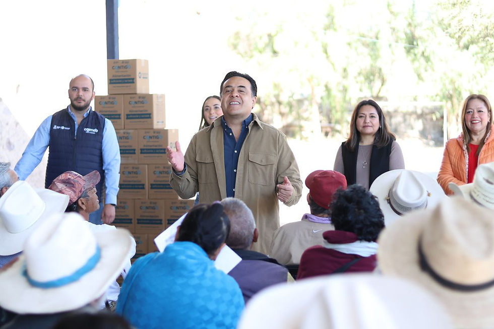 El titular de la Secretaría de Desarrollo Social en el Estado (SEDESOQ), Luis Nava, encabezó la entrega de apoyos alimentarios en el municipio de El Marqués, donde 2 mil 934 personas son beneficiarias de este programa.