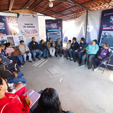 ROBERTO CABRERA VALENCIA, SOSTUVO UN ENCUENTRO CON LIDERAZGOS CON LA COMUNIDAD.