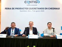 LANZA MARCO DEL PRETE FERIA DE PRODUCTOS QUERETANOS CON CHEDRAUI.