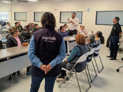 CAPACITA AMEQ A OPERADORES PARA MEJORAR ATENCIÓN AL ADULTO MAYOR.