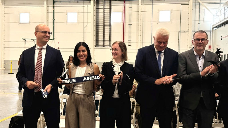Líderes empresariales y gubernamentales celebran la inauguración de nuevas oportunidades de empleo en Querétaro, destacando la confianza en las inversiones y el trabajo conjunto para el desarrollo económico.