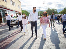ENTREGA GOBERNADOR OBRAS POR MÁS DE 34 MDP EN LA SIERRA GORDA.