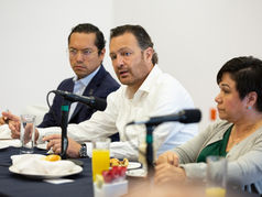 SE REÚNE GOBERNADOR CON INTEGRANTES DEL EQUIPO MÉDICO DE TRASPLANTES DEL ESTADO.